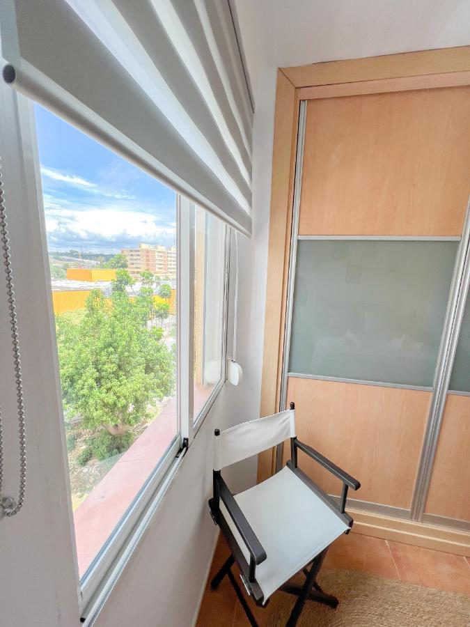 Spacious Apartment In The Center Of 托雷莫利诺斯 外观 照片