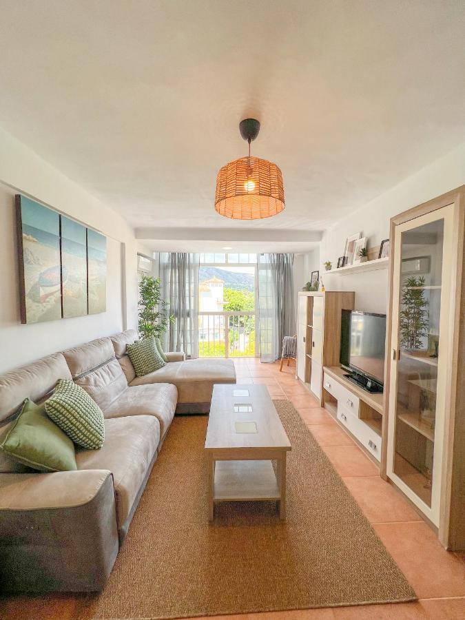 Spacious Apartment In The Center Of 托雷莫利诺斯 外观 照片