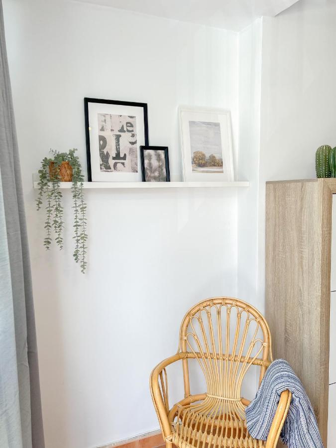 Spacious Apartment In The Center Of 托雷莫利诺斯 外观 照片